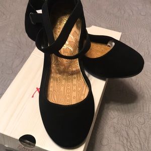 Blowfish Ballet Shoes New!